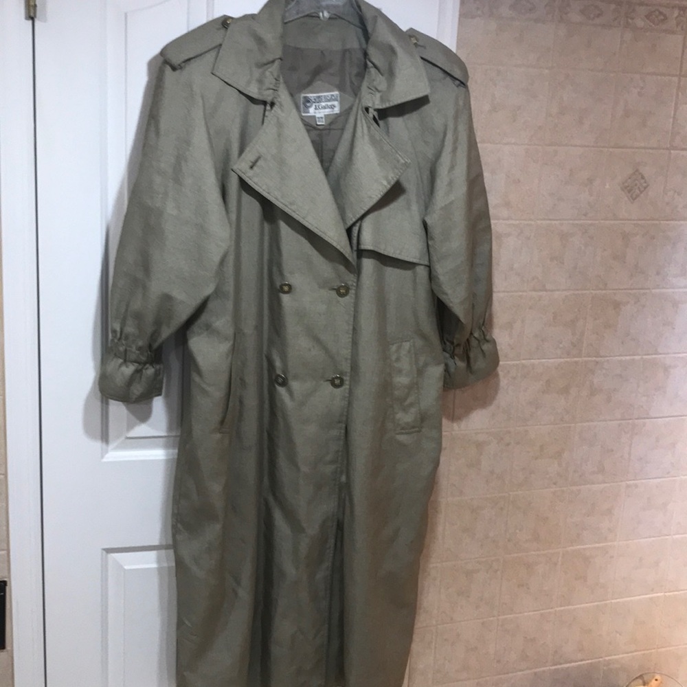 Woman’s rain coat